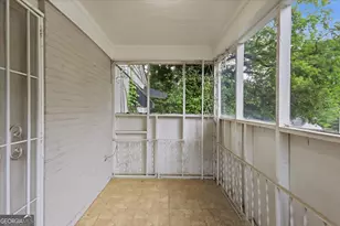 154 Lawton St SW, Atlanta, GA 30314 - Photo 3