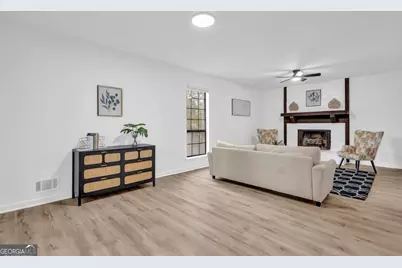 7436 Dartmouth Court, Riverdale, GA 30274 - Photo 5