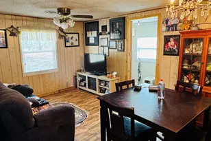 747 Ralph Perry Cir, Collins, GA 30421 - Photo 11