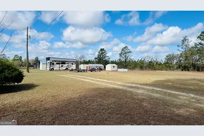 747 Ralph Perry Circle, Collins, GA 30421 - Photo 5