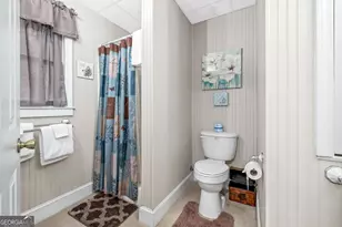 445 Skyview Cir, Clarkesville, GA 30523 - Photo 23