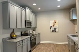 859 Crescent Ln, Griffin, GA 30224 - Photo 9