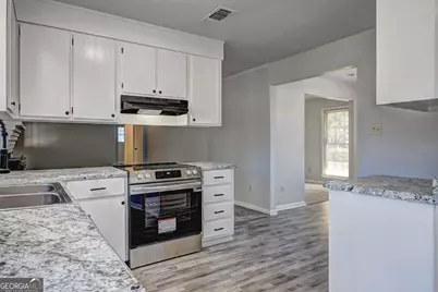 105 Mitchell Court, Warner Robins, GA 31093 - Photo 13