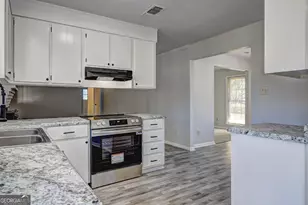 105 Mitchell Ct, Warner Robins, GA 31093 - Photo 13