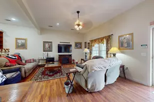 297 N Rountree St, Metter, GA 30439 - Photo 33