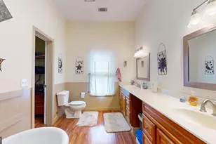 297 N Rountree St, Metter, GA 30439 - Photo 23