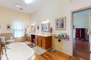 297 N Rountree St, Metter, GA 30439 - Photo 21