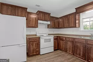 3573 SE Arnold Dr, Allenhurst, GA 31301 - Photo 7