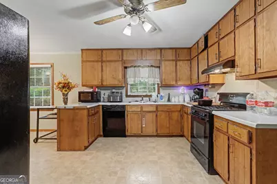 7687 Tyra Cove, Jonesboro, GA 30236 - Photo 11