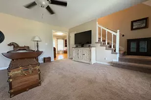 319 Greenbriar Dr, Byron, GA 31008 - Photo 3