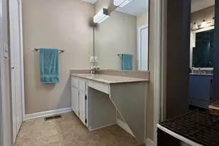 319 Greenbriar Dr, Byron, GA 31008 - Photo 15