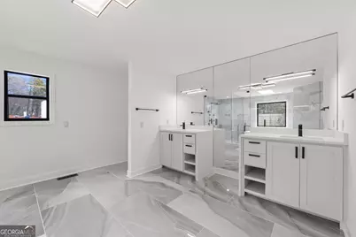 7025 Northgreen Drive, Sandy Springs, GA 30328 - Photo 27