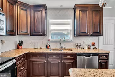 128 Gage Drive, Perry, GA 31069 - Photo 11