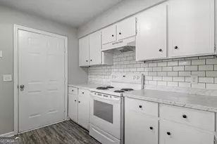 184 Sequoia Cir, Hinesville, GA 31313 - Photo 7