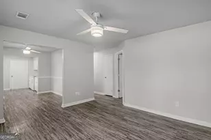 184 Sequoia Cir, Hinesville, GA 31313 - Photo 5