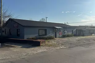 185 Loudermilk Dr, Marietta, GA 30060 - Photo 1