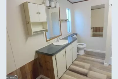 877 Paradise Park Rd, Cornelia, GA 30531 - Photo 17