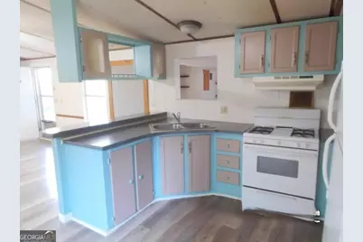 877 Paradise Park Rd, Cornelia, GA 30531 - Photo 13