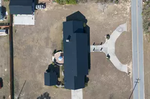 403 Rose Ln, Douglas, GA 31533 - Photo 17