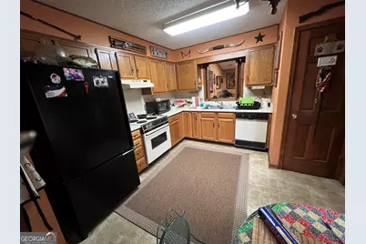 7159 Woodridge Lane, Union City, GA 30291 - Photo 15