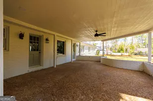 2307 Riverhill Dr, Valdosta, GA 31602 - Photo 35