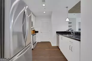 250 Pharr Rd NE, Atlanta, GA 30305 - Photo 3