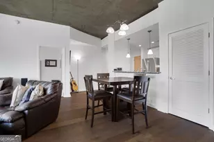 250 Pharr Rd NE, Atlanta, GA 30305 - Photo 9