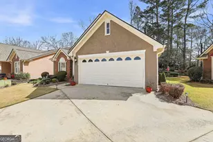 207 Masters Dr S, Peachtree City, GA 30269 - Photo 3