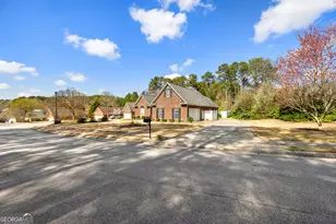 105 Biltmore Dr, Fayetteville, GA 30214 - Photo 3