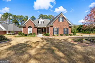 105 Biltmore Dr, Fayetteville, GA 30214 - Photo 1