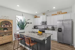 205 Montgomery Dr, Stockbridge, GA 30281 - Photo 3