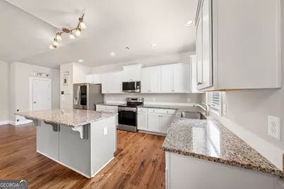 529 North Point Circle, Hartwell, GA 30643 - Photo 7