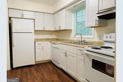 1069 Laurel Lane NW #B, Conyers, GA 30012 - Photo 5