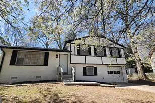 8423 Avalon Dr, Riverdale, GA 30274 - Photo 1