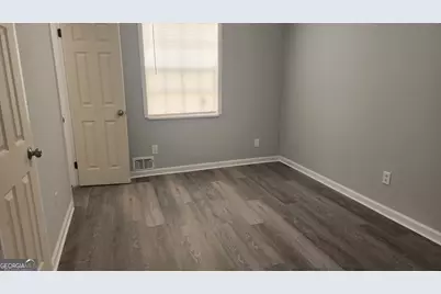 8423 Avalon Drive, Riverdale, GA 30274 - Photo 5