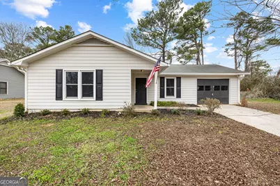 240 N Hampton Drive, Fayetteville, GA 30215 - Photo 1