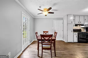 240 N Hampton Dr, Fayetteville, GA 30215 - Photo 9