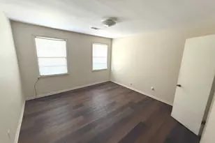 315 W Church St, Swainsboro, GA 30401 - Photo 9