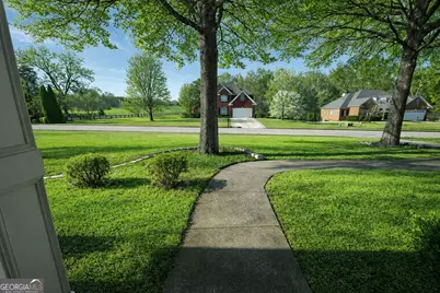 2101 Apalachee Trail, Monroe, GA 30656 - Photo 9