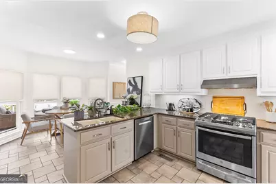 206 Huntington Court, Macon, GA 31210 - Photo 11