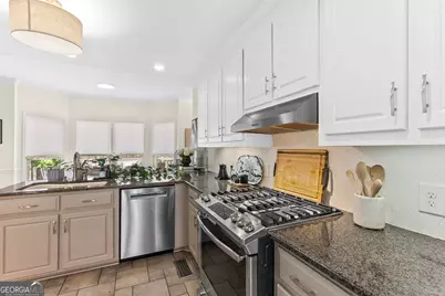 206 Huntington Court, Macon, GA 31210 - Photo 13