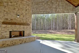 196 Bob Smith Rd, Sharpsburg, GA 30277 - Photo 19