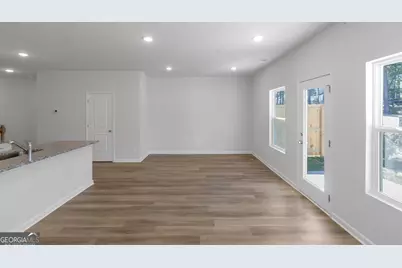 5436 Biltmore Drive, Atlanta, GA 30349 - Photo 7