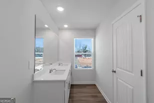 5436 Biltmore Dr, Atlanta, GA 30349 - Photo 15