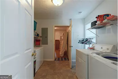 560 Lee Byrd Road, Loganville, GA 30052 - Photo 37