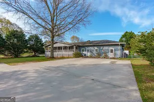 560 Lee Byrd Rd, Loganville, GA 30052 - Photo 3