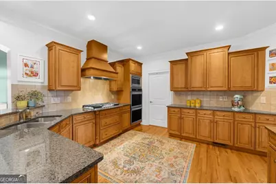 4638 Manor Drive, Gainesville, GA 30506 - Photo 15