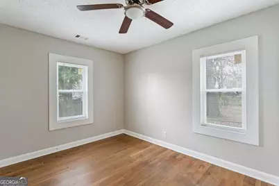 5074 Park Avenue, Forest Park, GA 30297 - Photo 7