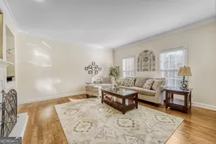 3833 Savannah Square E, Atlanta, GA 30340 - Photo 9