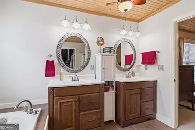 498 Deer Track Road, Cornelia, GA 30531 - Photo 23